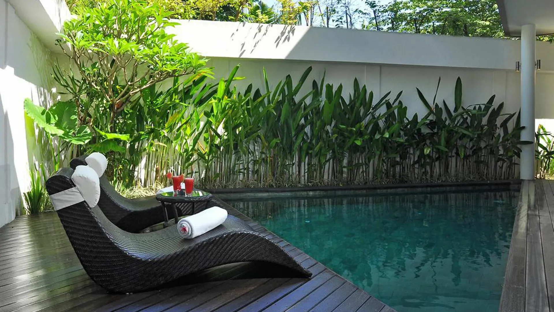 Villa La Sirena By Nagisa Bali Seminyak
