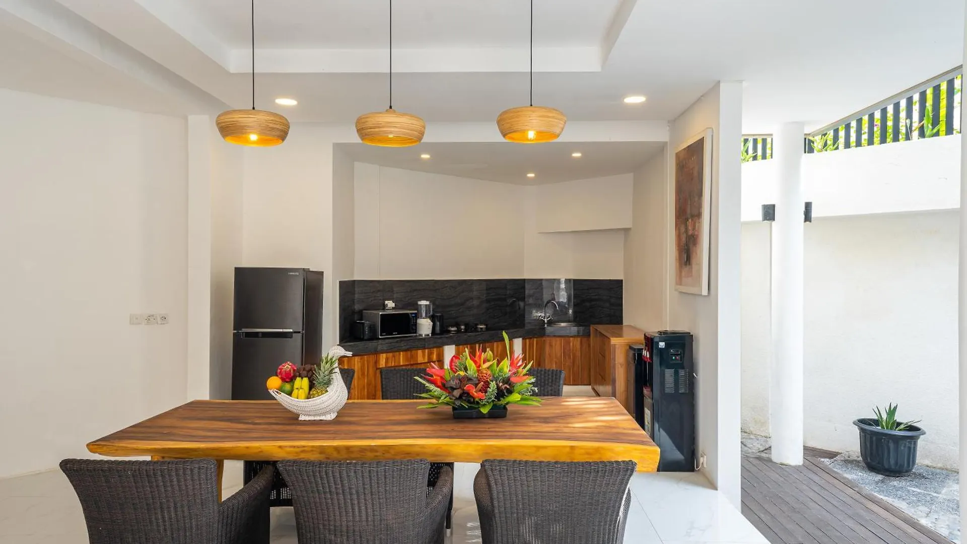 Villa La Sirena by Nagisa Bali Seminyak